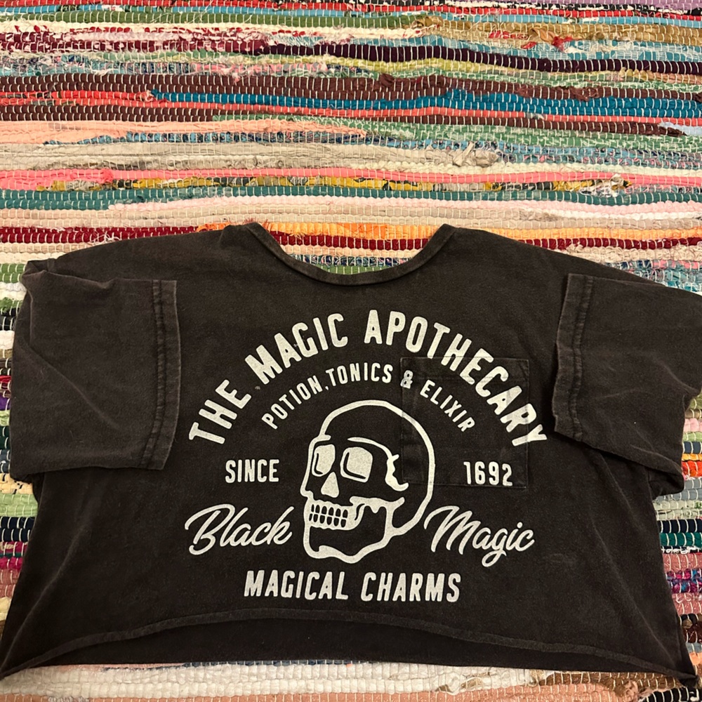 Cropped short sleeve tee